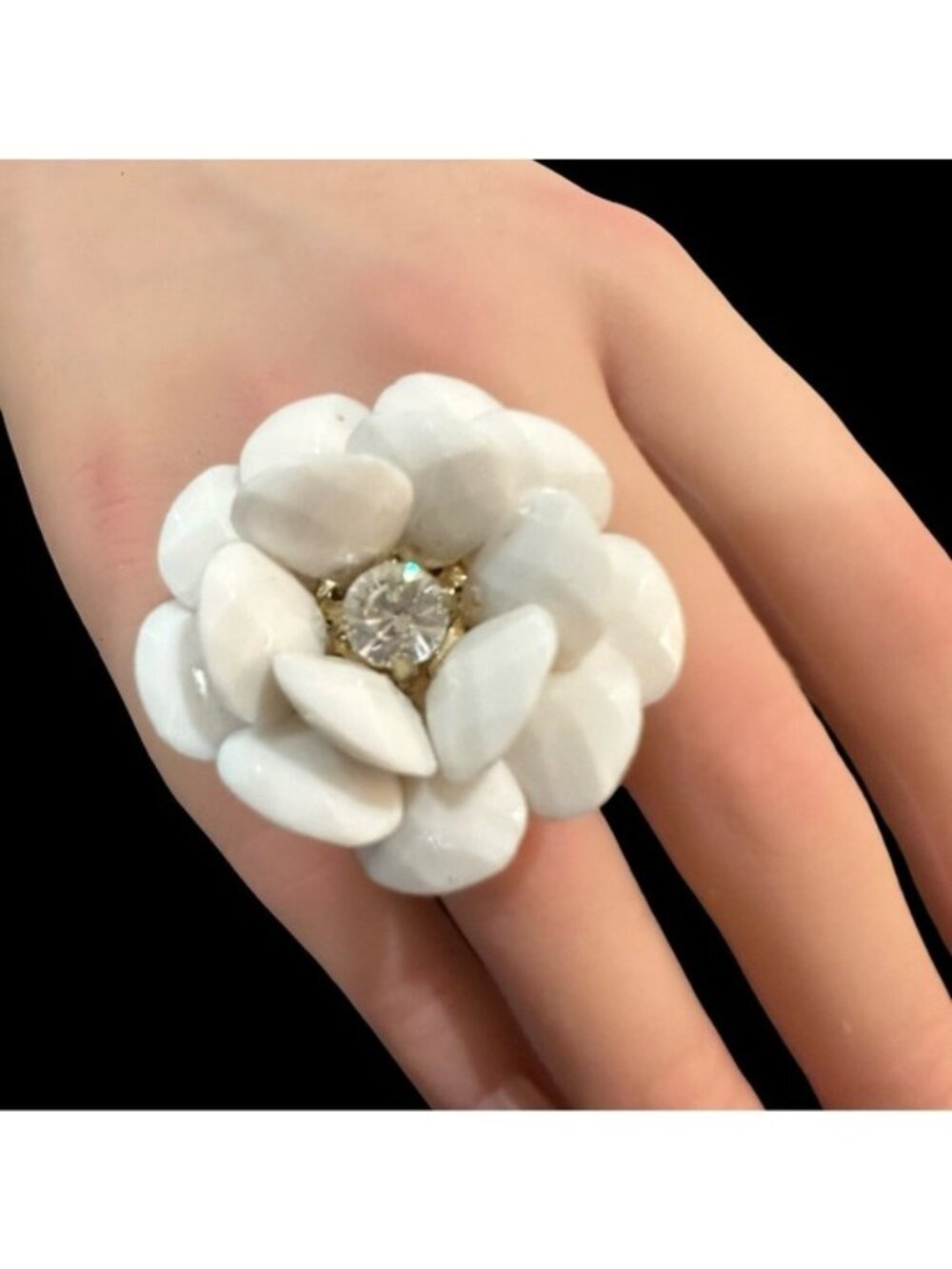 Traci Lynn White Petal Ring with Crystal Accent May 2014 BC Ring NWT Flower Wome